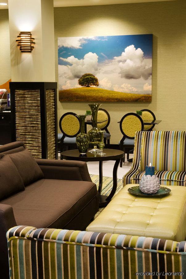 Holiday Inn Express Уэйкросс Номер фото